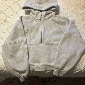 Women’s scuba hoodie